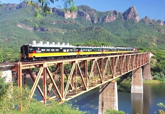 Mexican Rail Spectacular