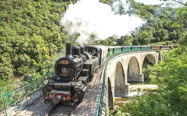 Steam Spectacular In France