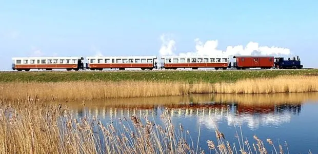 Steam Spectacular In France
