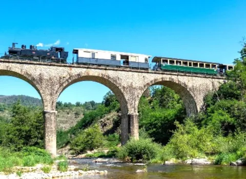 Steam Spectacular In France