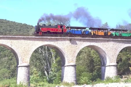 Steam Spectacular In France