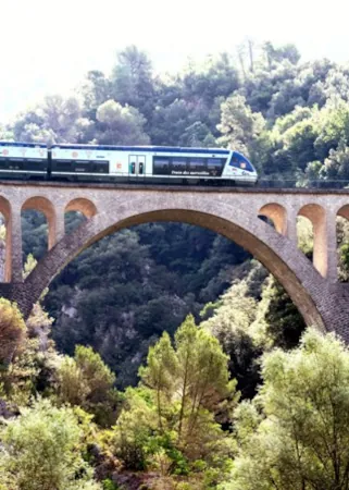 Steam Spectacular In France