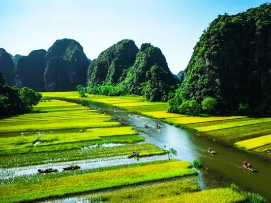 Vietnam By Private Train And Boat